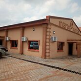 Magreth Event Centre & Hotel