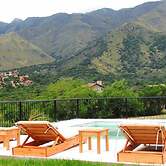 Parque Los Nogales Apart Hotel