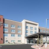 Holiday Inn Express & Suites Ely by IHG