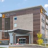 La Quinta Inn & Suites by Wyndham Bloomington