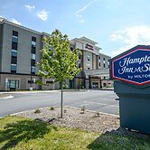 Hampton Inn & Suites Lenoir