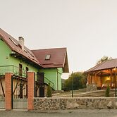 Vila Dintre Vii