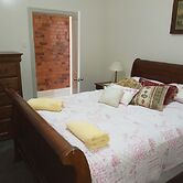 Forrest St Apartments