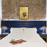 Arte Suites by Olala Homes