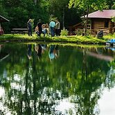 Hope Alaska's Bear Creek Lodge