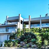 Hollywood Tree House