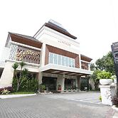 Luminor Hotel Banyuwangi Yos Sudarso by WH