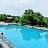 Corbett Wild Resort - A River Access Property