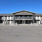 Arbour Ridge Inn & Suites