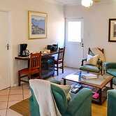 Sundune Guest House & Self Catering