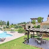 Villa Yialos