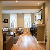 Old Town Suites Operated by Roscoe Village Guesthouse