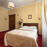 Conviva Hotel