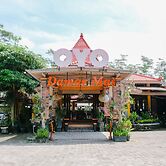 OYO 563 Damar Mas  Resort Lereng Kelud