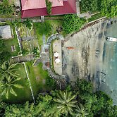 The Hawk's Nest Resort