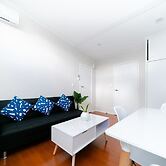 Takapuna Central Spacious & New Home
