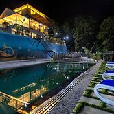 Star Emirates Luxury Resort and Spa, Munnar