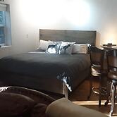 Winterfell - No Hidden Fee; Dog OK; King Bed