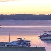 Seaway Slips Waterfront Cottages