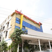 OYO 17430 Gulshah Hotel