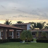 Hotel Rancho Santa Maria