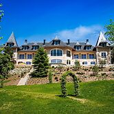 Hôtel L’Incomparable by Les Etincelles