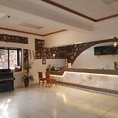 Hotel Club Quinta Pat Resort & Restaurant