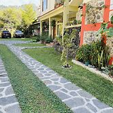 Jabel Tinamit Hotel & Villas