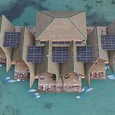 Paolyn Floating House Restaurant