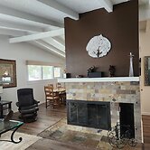 Aspen West End  - Quiet Neighborhood 3 Bedroom Home by RedAwning