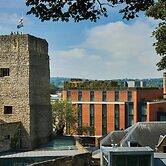 Courtyard by Marriott Oxford City Centre