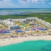 Planet Hollywood Cancun, An Autograph Collection All-Inclusive Resort