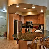 Unit 411a 1 Bd/ 1 Ba Condo 1 Bedroom Condo by RedAwning