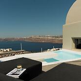 Black Diamond Suites - Adults Only