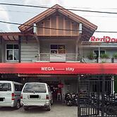 RedDoorz Plus near Mall Kelapa Gading