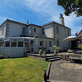 The Glenerne Guest House