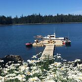 Eagles Wings Wilderness Lodge