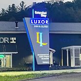 Luxor Inn & Suites, a Travelodge by Wyndham