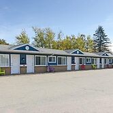 Coastal Inn Kingfisher