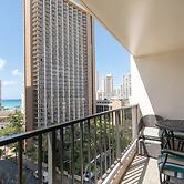 Waikiki Banyan - Partial Ocean View Tower 2 Suite 1204