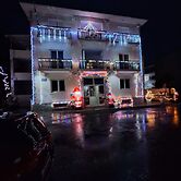 New Panorama Apartments (ELECTRIC CAR CHARGING STATION)