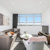 1 Bedroom Modern Apartment in Chatswood