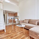 Flatsis Apartment Dudinskaya 1A