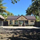 OYO 816 The SO Hotel