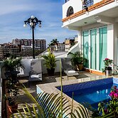 Hotel Andales on the Bay Suites