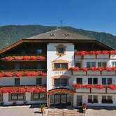 HOTEL KRONPLATZER HOF