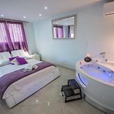 Mesogios House Suites