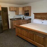 Eagle View Motel & Retreat