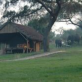 Bwana Tembo Safari Lodge