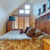 2 Bedroom Colorado Vacation Rental situated in River Run Village Steps